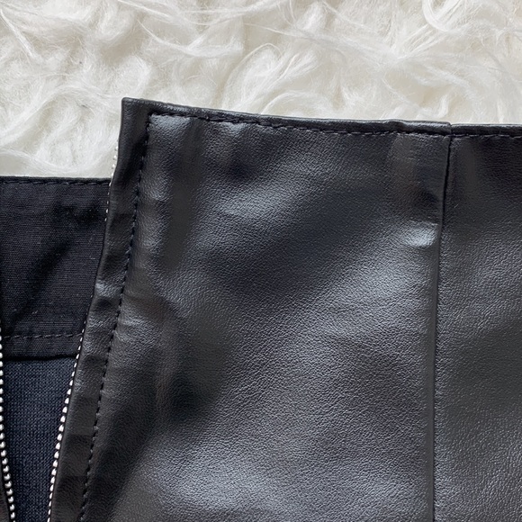 Vintage Faux Leather Mini Skirt - Picture 3 of 4